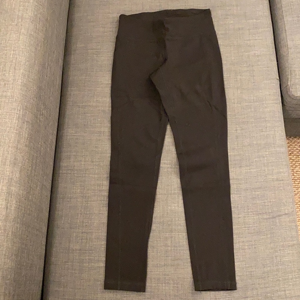 Parklife (Aritzia) Tight with Zippered Pocket